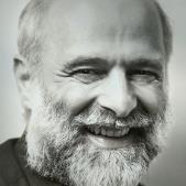 Dr Arne Panesar